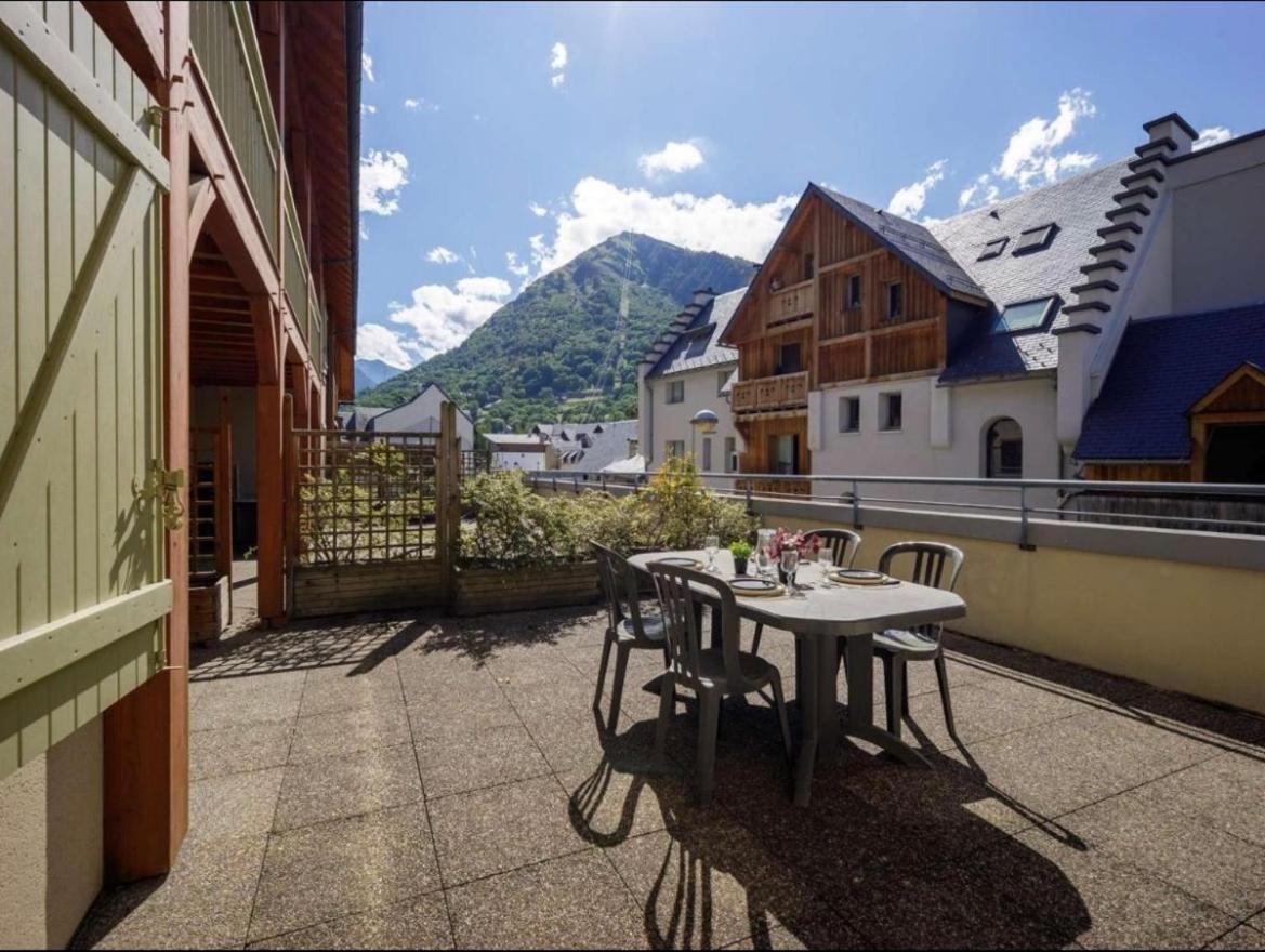 Appartements Avec Piscine Interieure Sauna Parking Etage 1 Au Centre Du Village Dans Residence Cami Real Saint-Lary-Soulan Ngoại thất bức ảnh