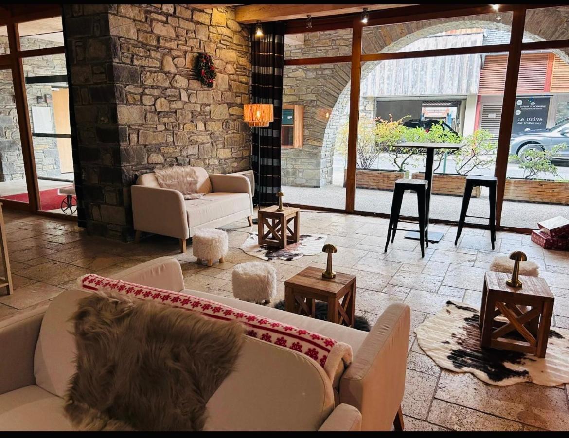 Appartements Avec Piscine Interieure Sauna Parking Etage 1 Au Centre Du Village Dans Residence Cami Real Saint-Lary-Soulan Ngoại thất bức ảnh