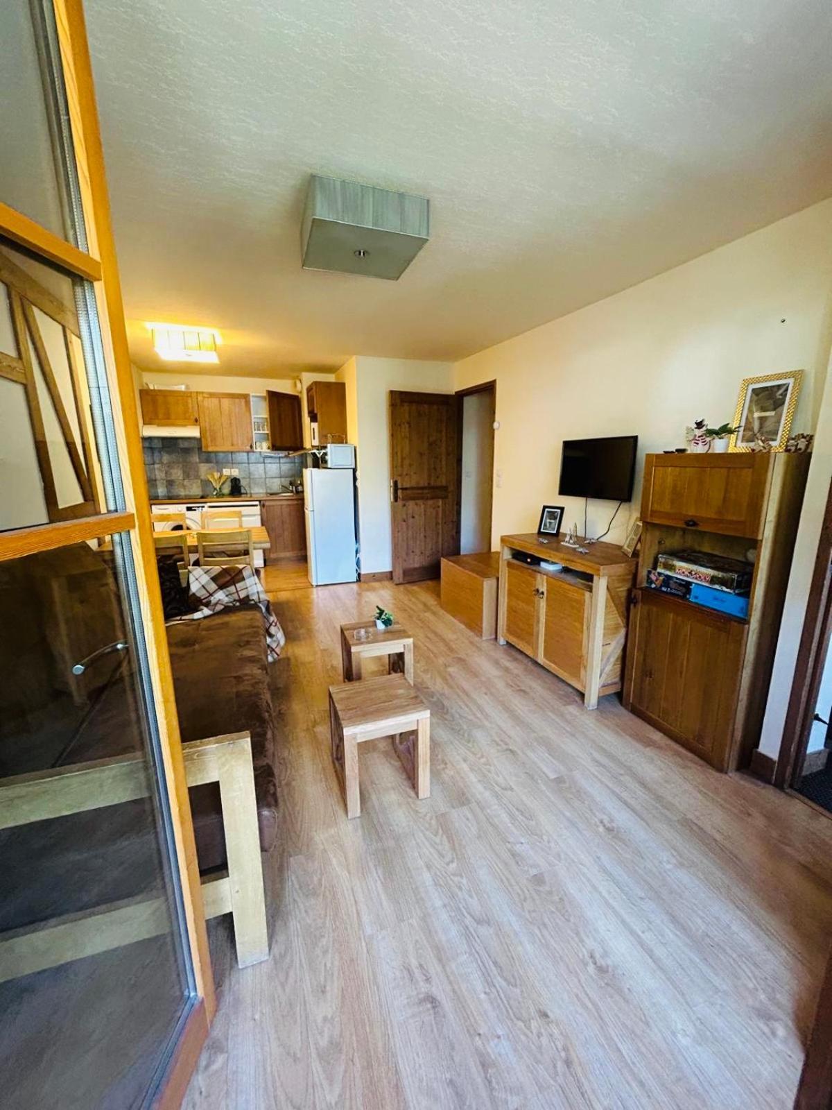 Appartements Avec Piscine Interieure Sauna Parking Etage 1 Au Centre Du Village Dans Residence Cami Real Saint-Lary-Soulan Ngoại thất bức ảnh