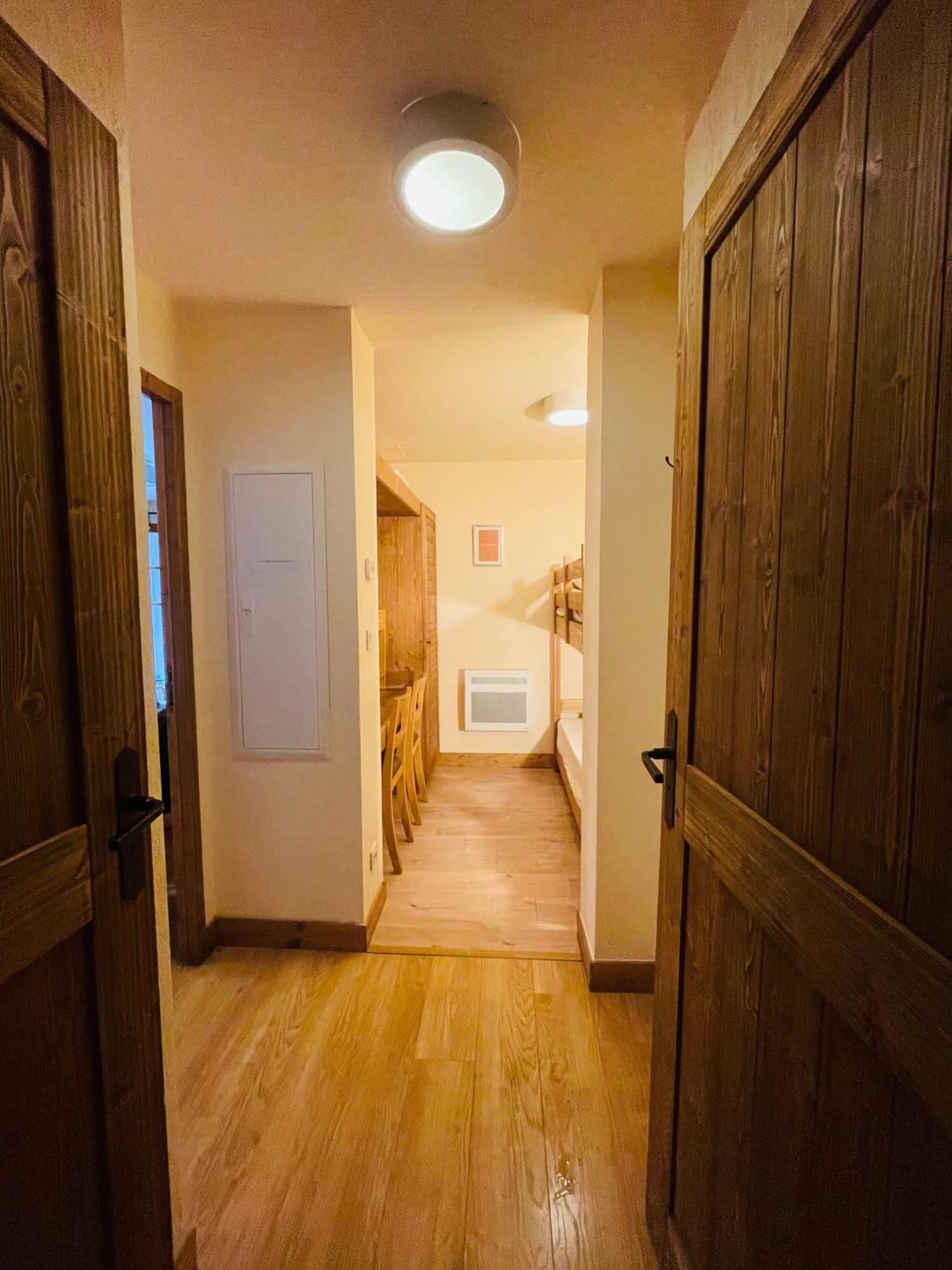 Appartements Avec Piscine Interieure Sauna Parking Etage 1 Au Centre Du Village Dans Residence Cami Real Saint-Lary-Soulan Ngoại thất bức ảnh